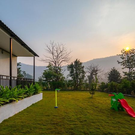 Saffronstays Turquoise Maison, Karjat Dış mekan fotoğraf