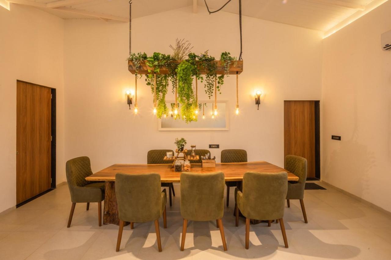 Saffronstays Turquoise Maison, Karjat Dış mekan fotoğraf