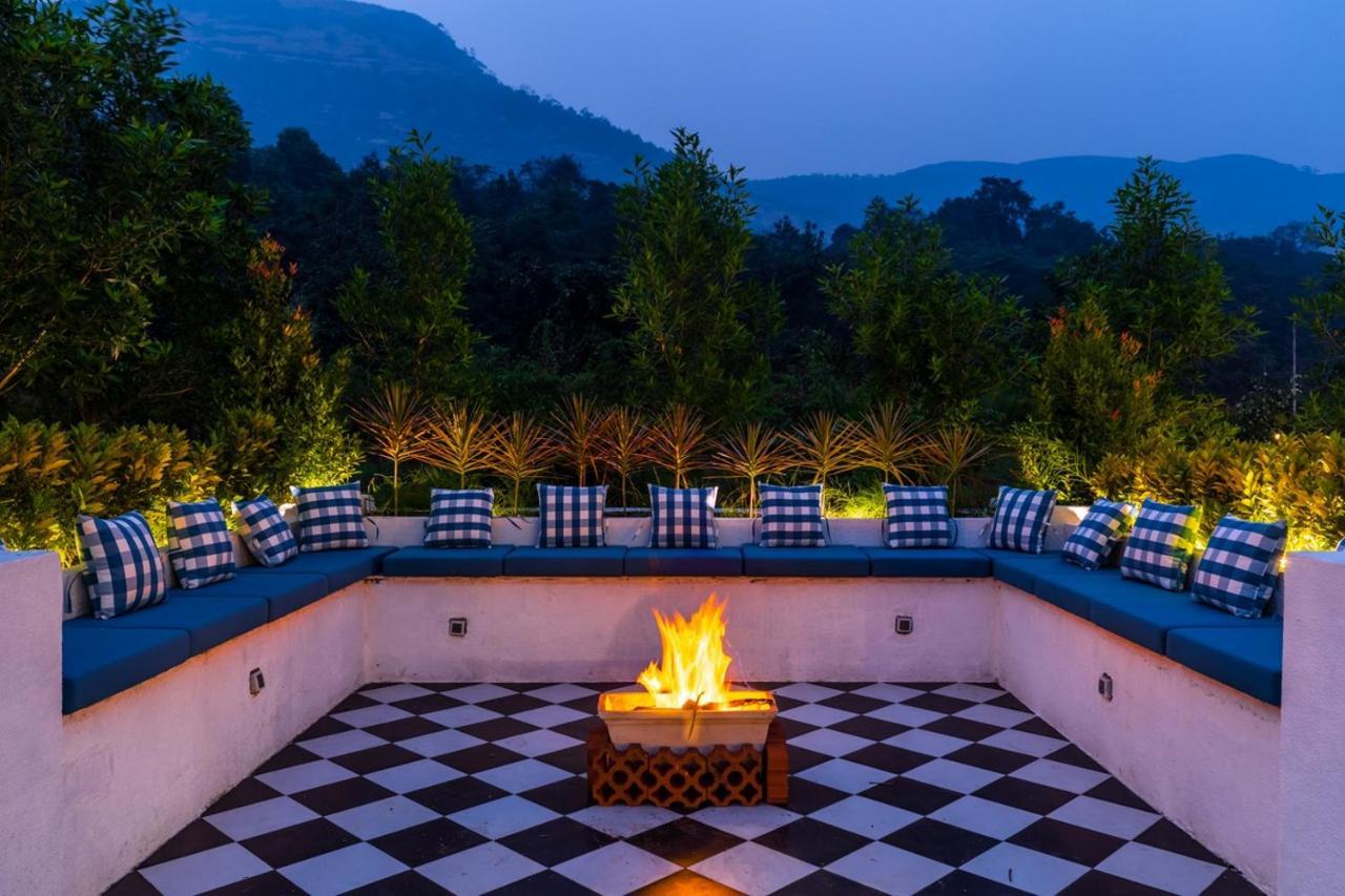 Saffronstays Turquoise Maison, Karjat Dış mekan fotoğraf