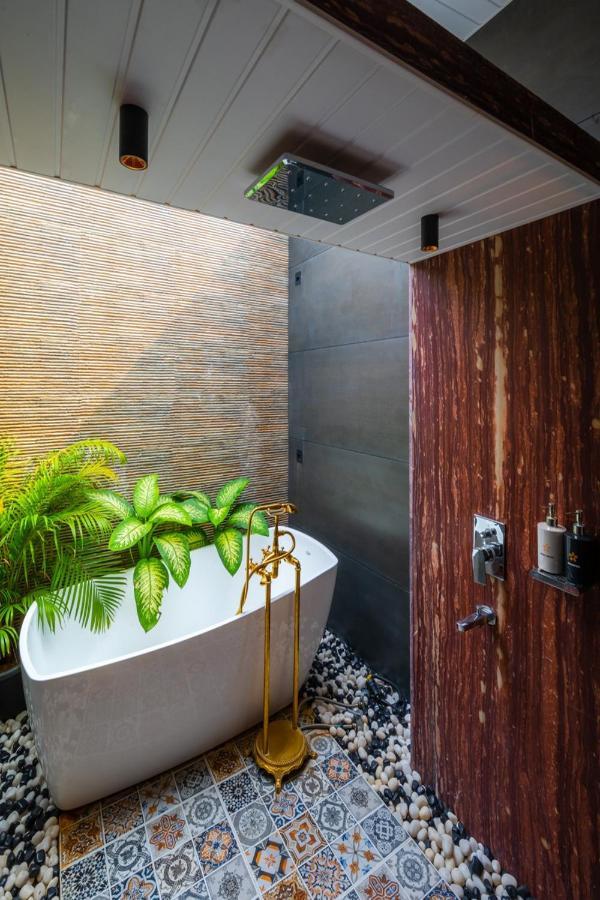 Saffronstays Turquoise Maison, Karjat Dış mekan fotoğraf